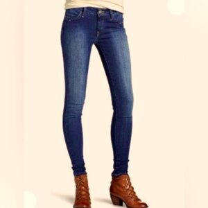 LEVI’S  535 Skinny Leggings Stretch Denim